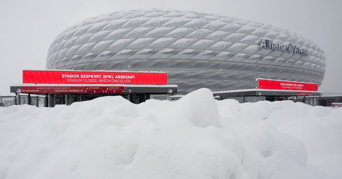 Heavy snow forces match in Germany to be canceled