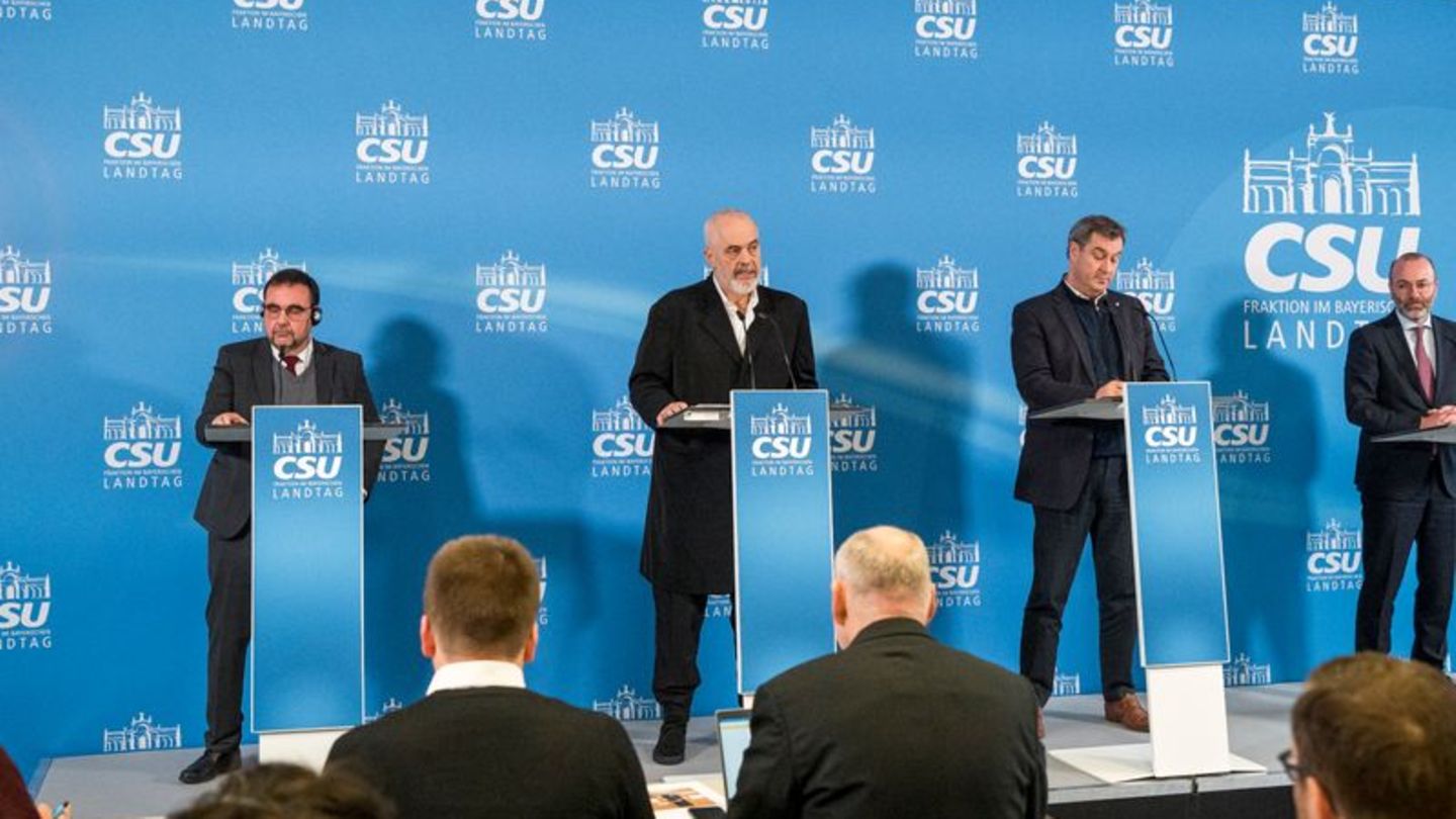 Klaus Holetschek (l-r, CSU), CSU-Fraktionsvorsitzender im Bayerischen Landtag, Edi Rama, Ministerpräsident der Republik Albanien