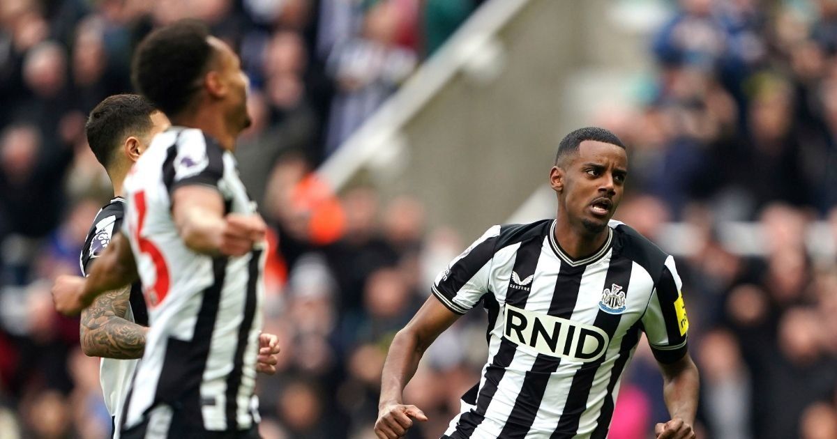 Newcastle beat Tottenham