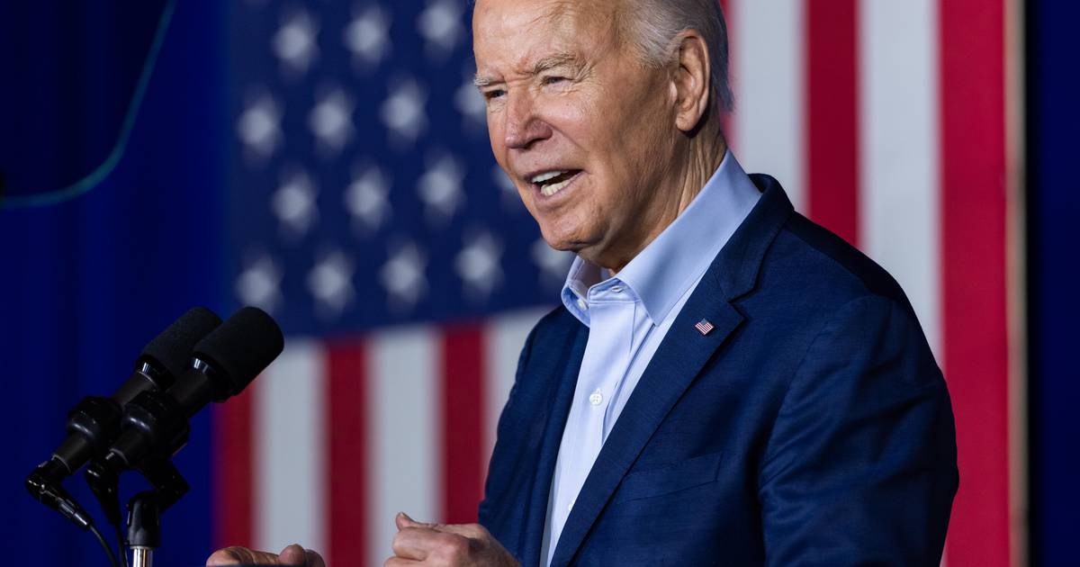 The US intensifies its war with China: Biden seeks to triple tariffs on steel imports to 25%