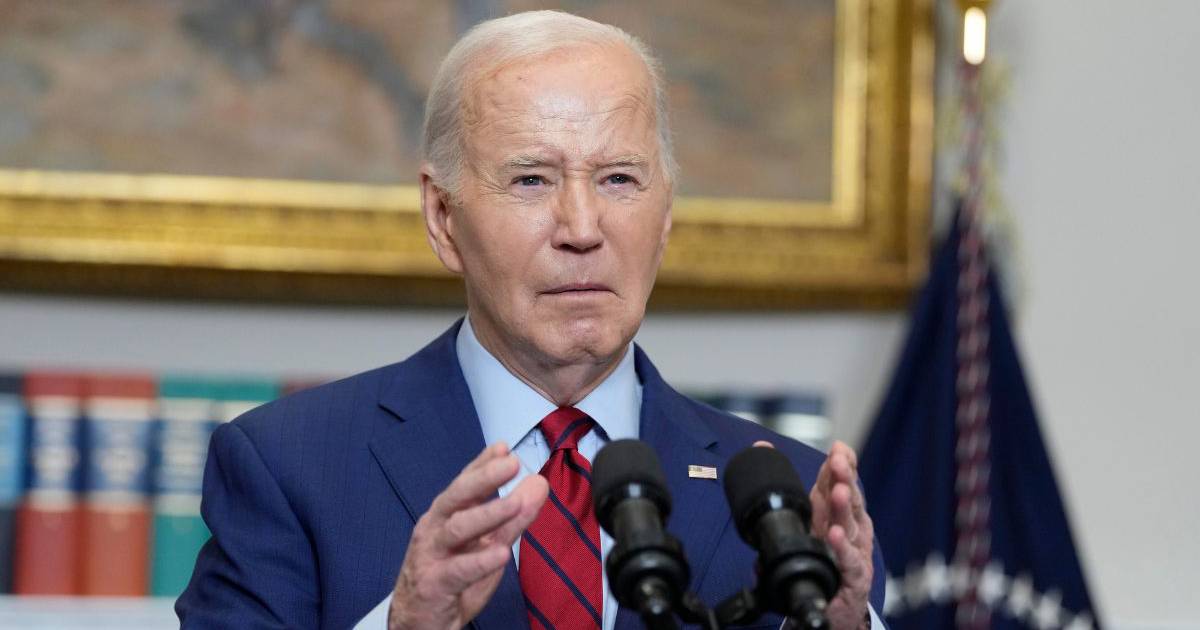 Biden supports students protesting war in Gaza... but says 'there is no right to chaos'