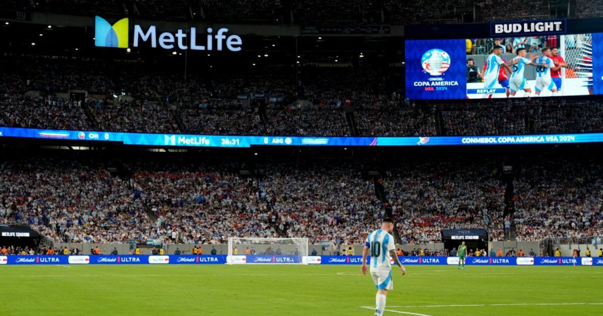 Argentina advances to the Copa America Quarterfinals