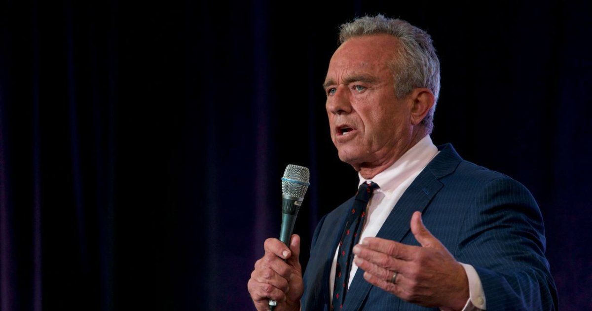 CNN interrupts Robert F. Kennedy Jr. speech