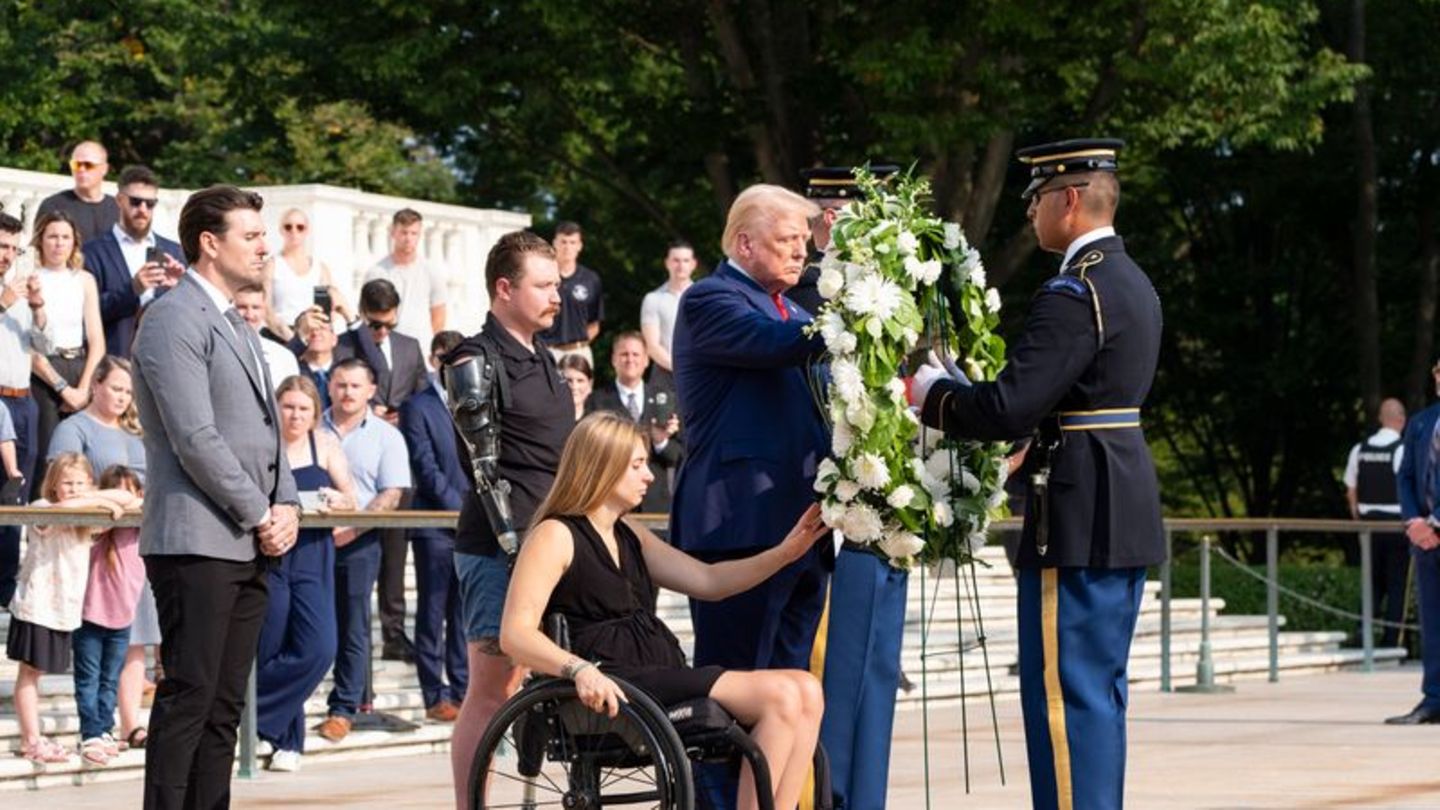 Trump: Abzug aus Afghanistan ist peinlichster Moment in der Geschichte der USA Foto: Alex Brandon/AP/dpa