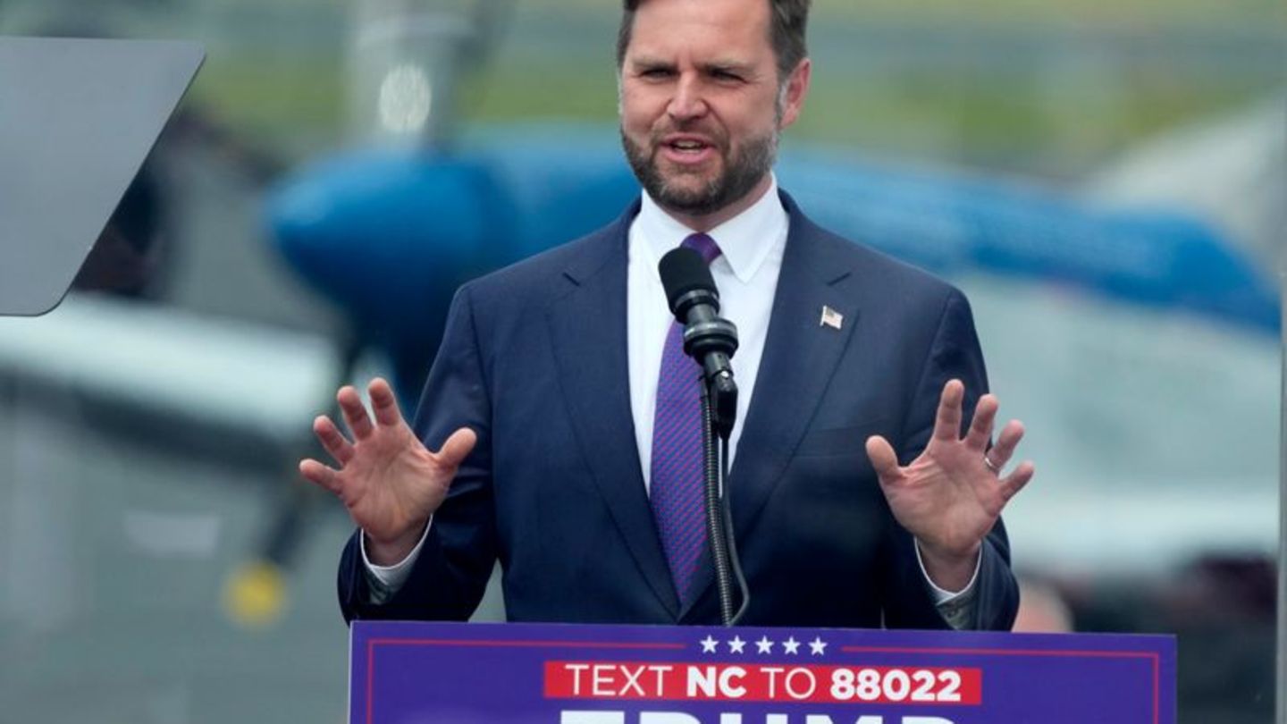 J.D. Vance ist Trumps Vizekandidat bei der Präsidentenwahl am 5. November. (Archivbild) Foto: Chuck Burton/AP/dpa