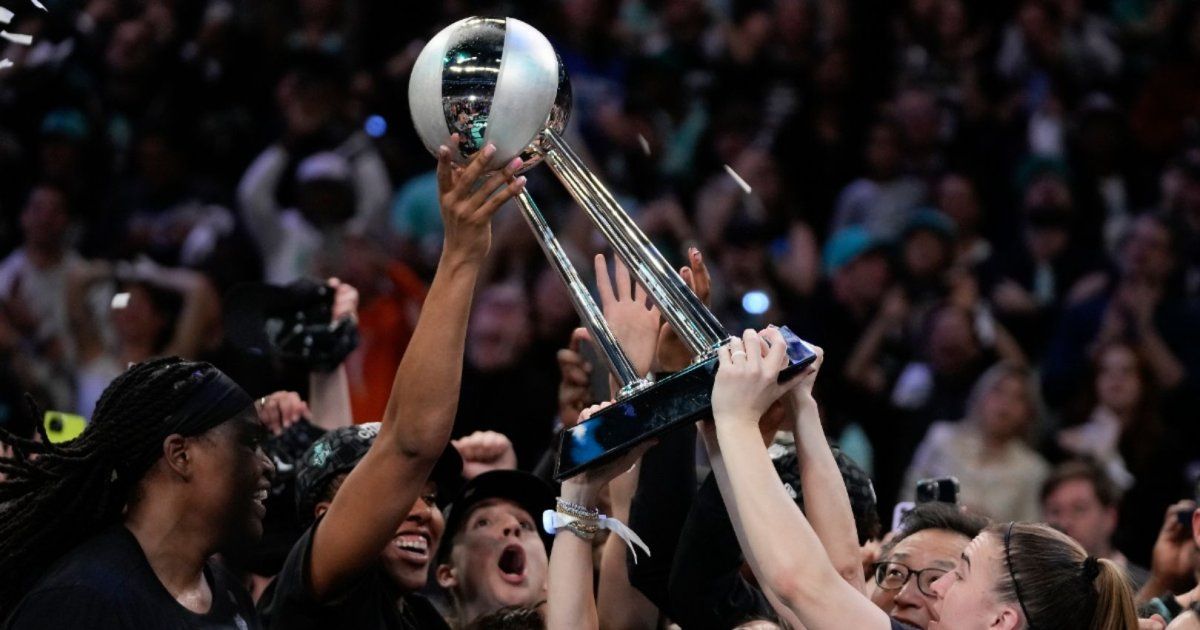 New York also celebrates the WNBA title