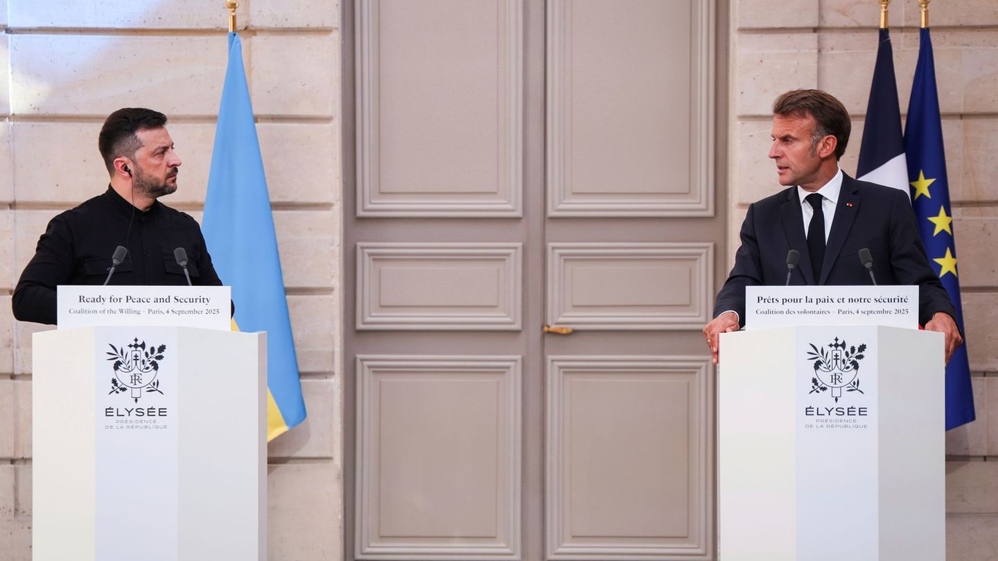 Frankreichs Präsident Macron und sein ukrainischer Kollege Selenskyj hielten eine Pressekonferenz ab. Foto: Ludovic Marin/Pool A