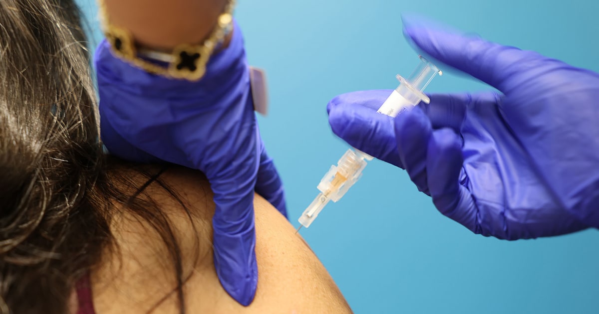 Vaccines against COVID-19 give doctors hope to fight cancer