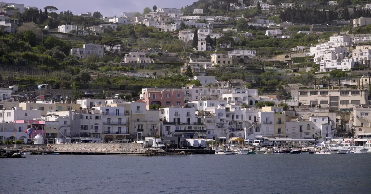 Capri tightens its rules to stop mass tourism