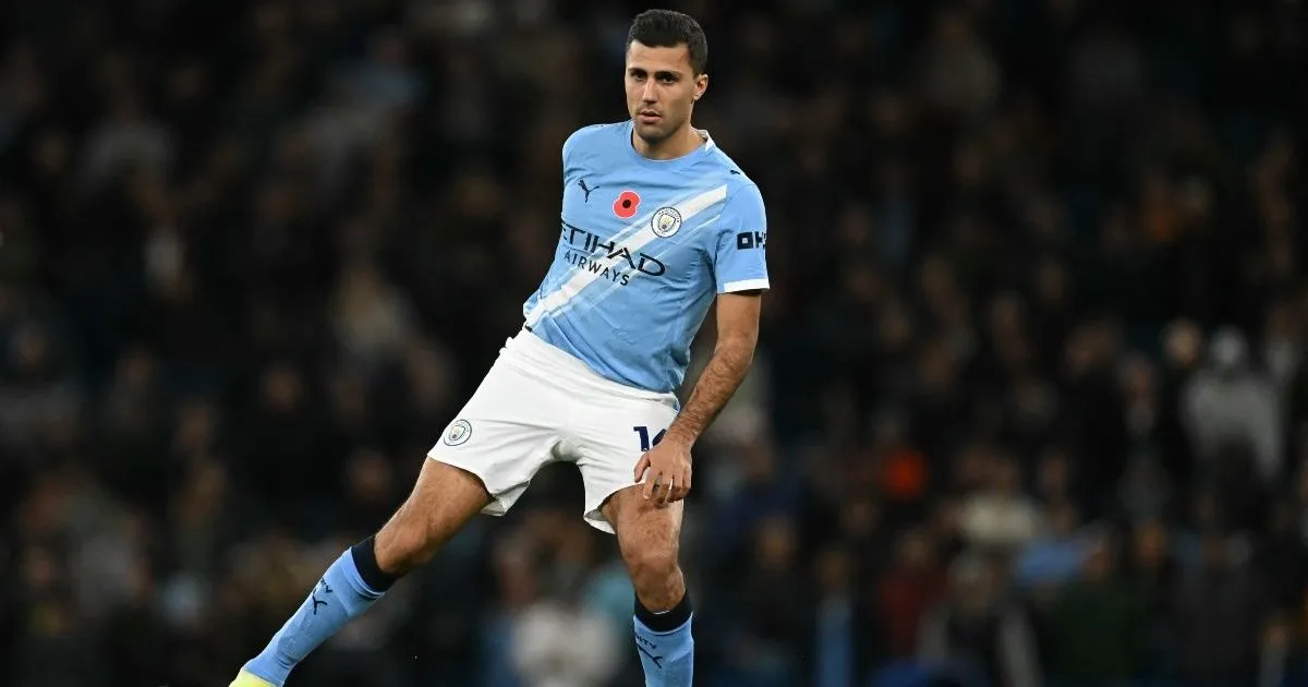 Manchester City star accused of "questioning the integrity of referees"