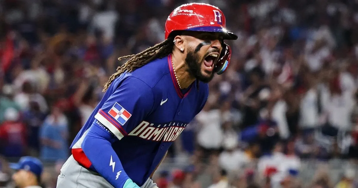 Dominican Republic submits to Venezuela and finishes at the top of its group in the World Classic