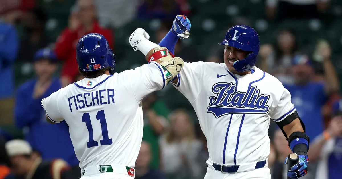Fischer and D'Orazio activated the coffee machine for Italy in the World Baseball Classic