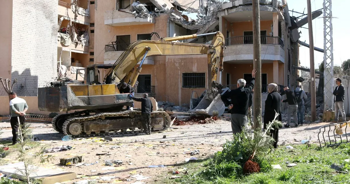 Number of displaced people in Lebanon due to the Israeli offensive exceeds one million