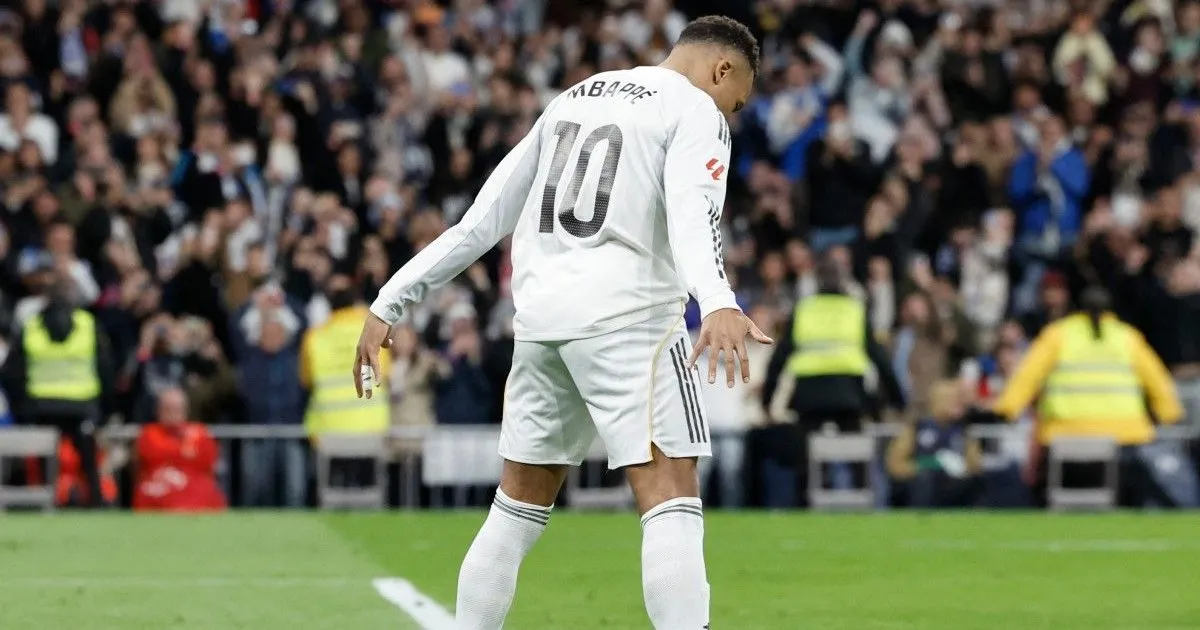 Real Madrid coach refuses to set a date for Mbappé's reappearance