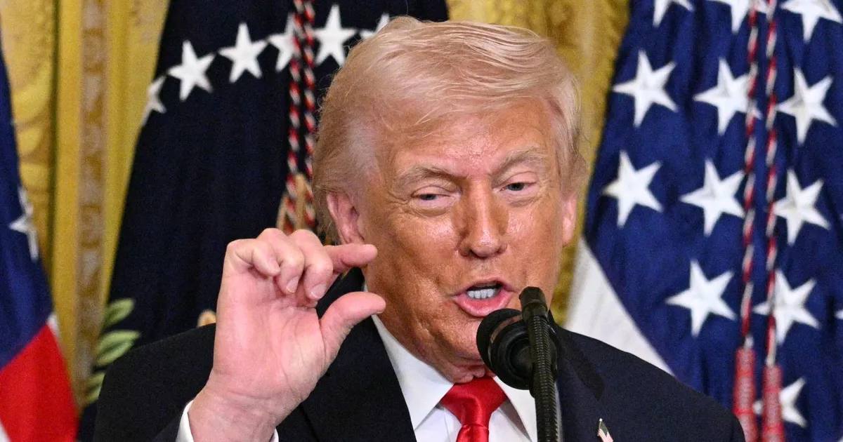 Trump assures that it would be a "great honor" for him to "take Cuba"