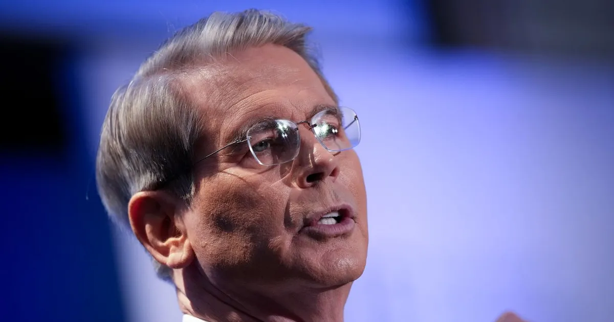 US authorizes temporary sale to India of Russian oil stranded at sea