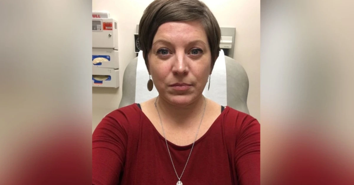 Mother recounts her experience after being diagnosed with a “mysterious” symptom and then weight loss and colorectal cancer