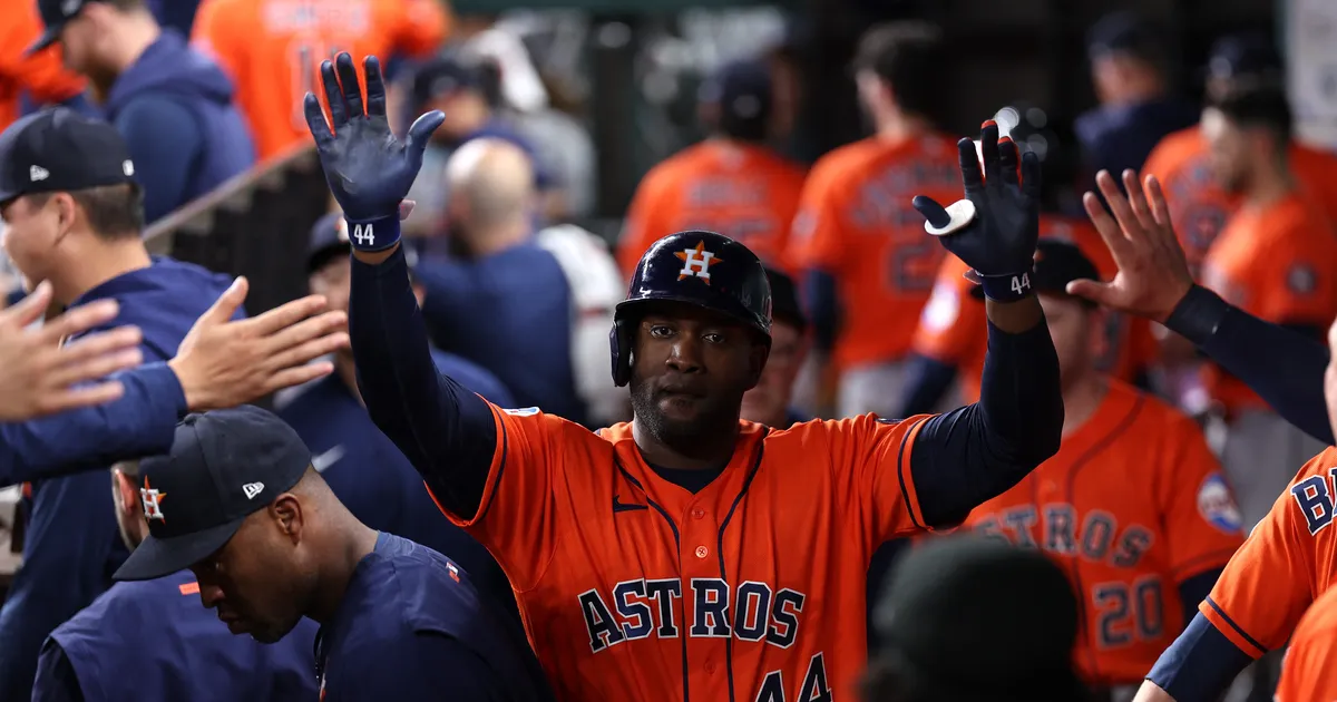 Cuban Yordan Álvarez unleashes his power with two home runs and leads the Major Leagues in OPS