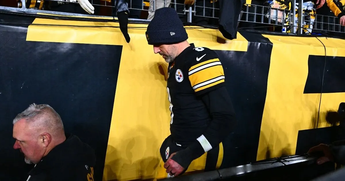 NFL legend announces his retirement at the end of the 2026 season