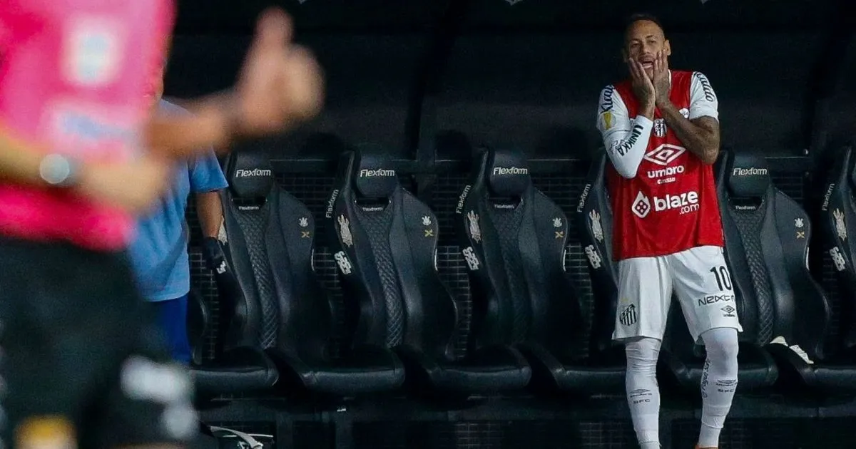 Santos opens investigation into altercation between Neymar and Robinho Jr.