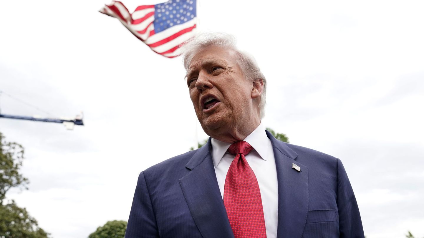 Trump wartet auf eine Antwort aus dem Iran. Foto: Jose Luis Magana/AP/dpa