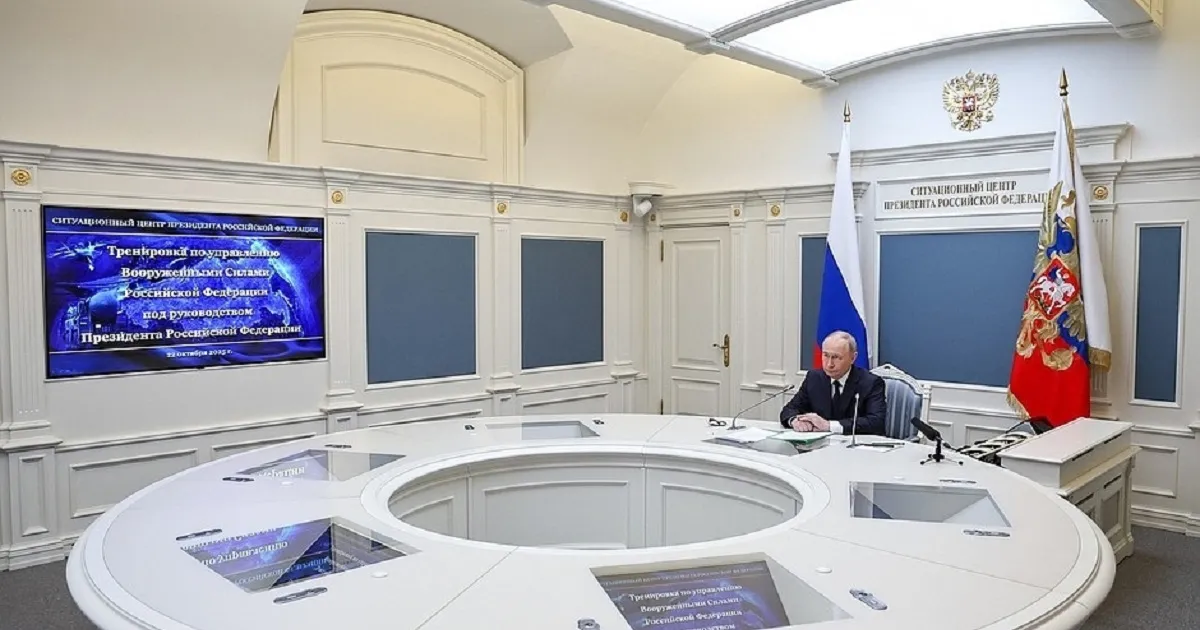 The Kremlin hopes to receive US envoys "very soon" to continue the dialogue