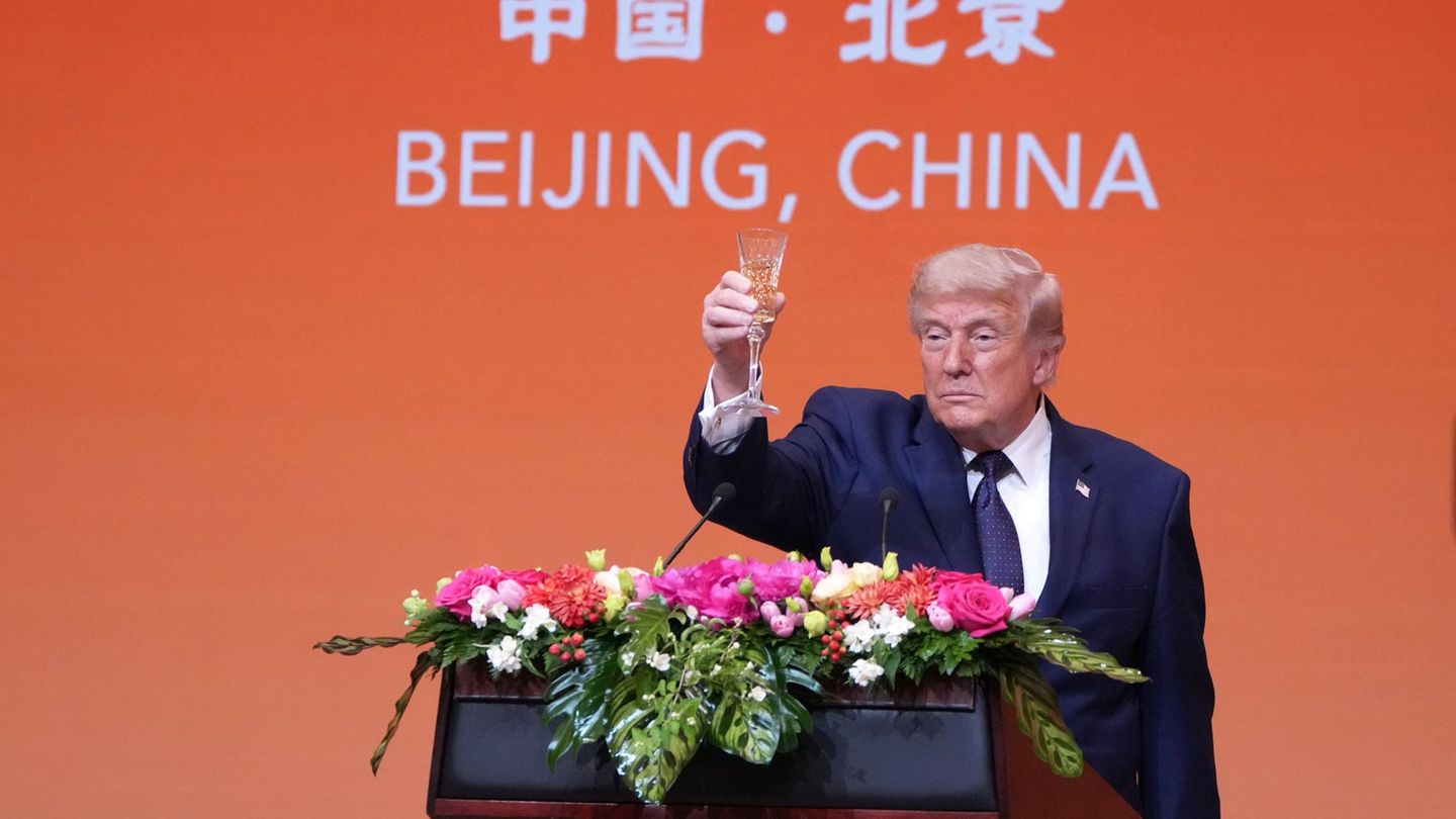 Der Iran-Krieg war Thema beim Treffen von US-Präsident Donald Trump und Chinas Staatschef XI Jinping. Foto: Mark Schiefelbein/AP