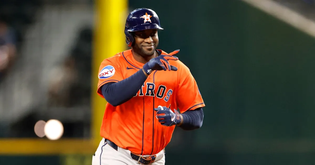 Yordan Álvarez breaks Astros record with historic home run start