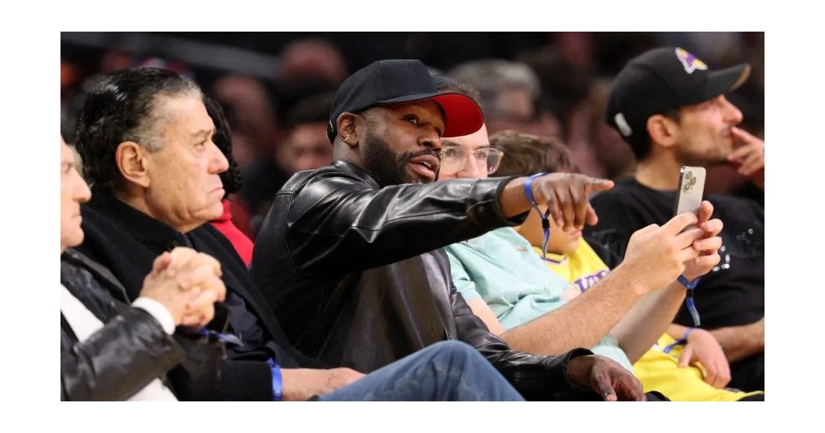 Floyd Mayweather faces charges for alleged $200,000 check fraud in Las Vegas