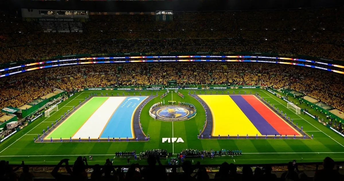 Mexican police arrest a man who was renting his World Cup accreditation