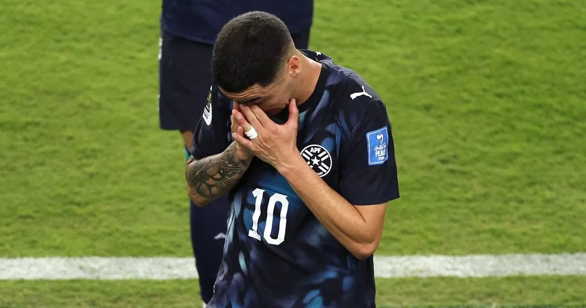 Paraguayan Miguel Almirón is the first expelled by the "Vinicius Law"