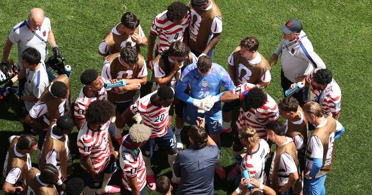 The United States defeats Australia and secures its qualification for the round of 32 in the 2026 World Cup