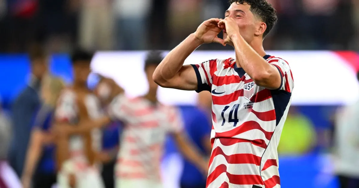 The United States revolutionizes football again