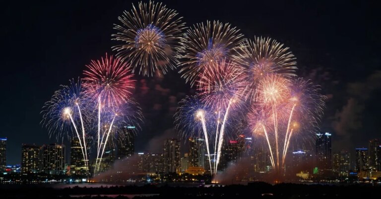10 Must-See Places to See Fourth of July Fireworks in South Florida