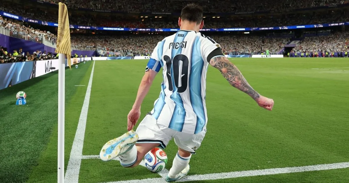 Lionel Messi recognizes that "the match against England is special"