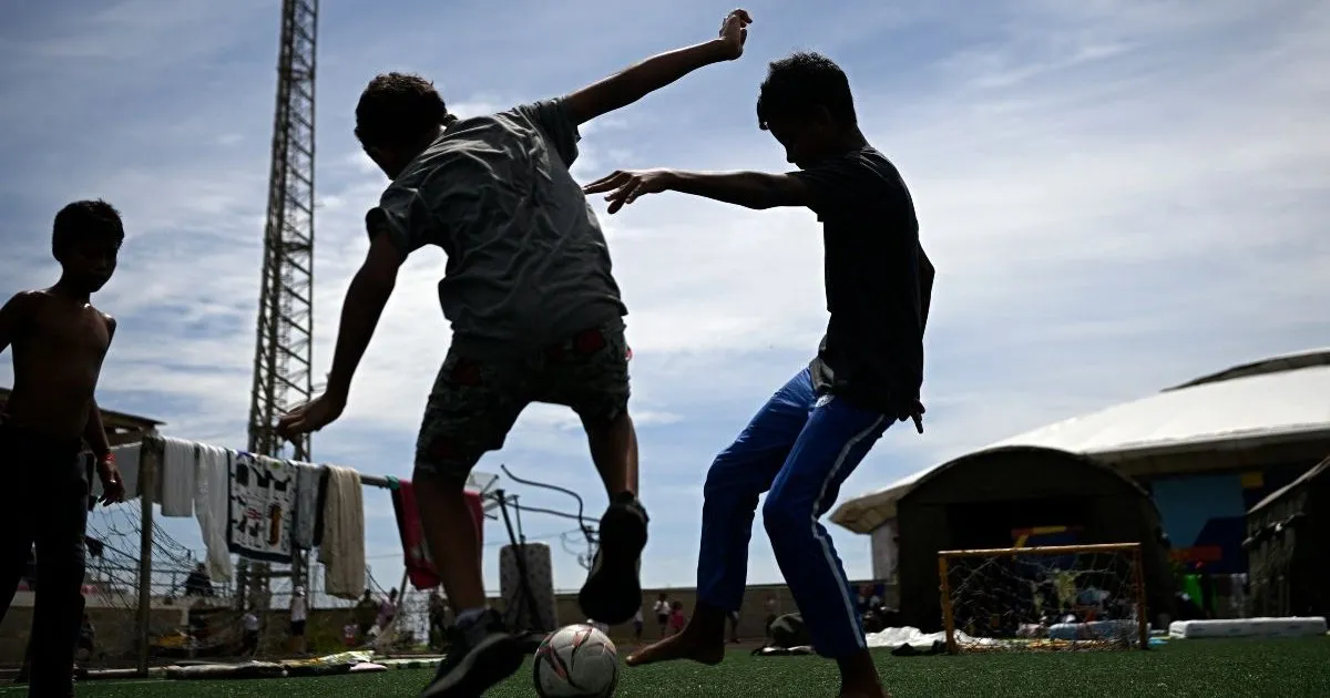 Soccer becomes a joy for children after the earthquakes in Venezuela