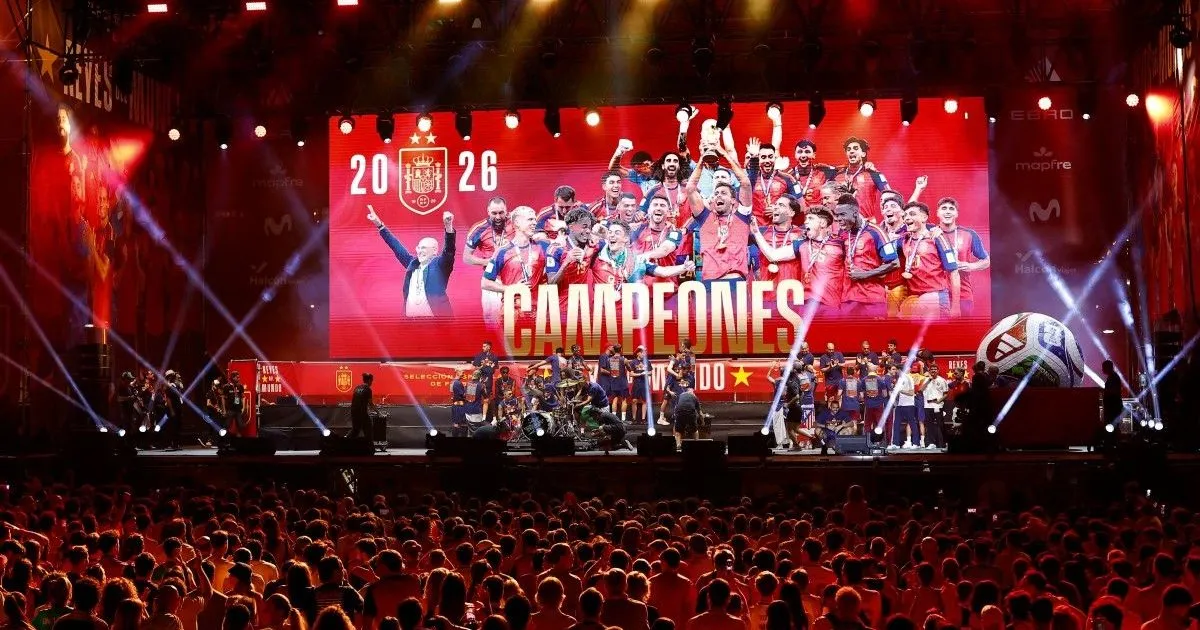 Spain celebrates its second star with a massive party in Madrid