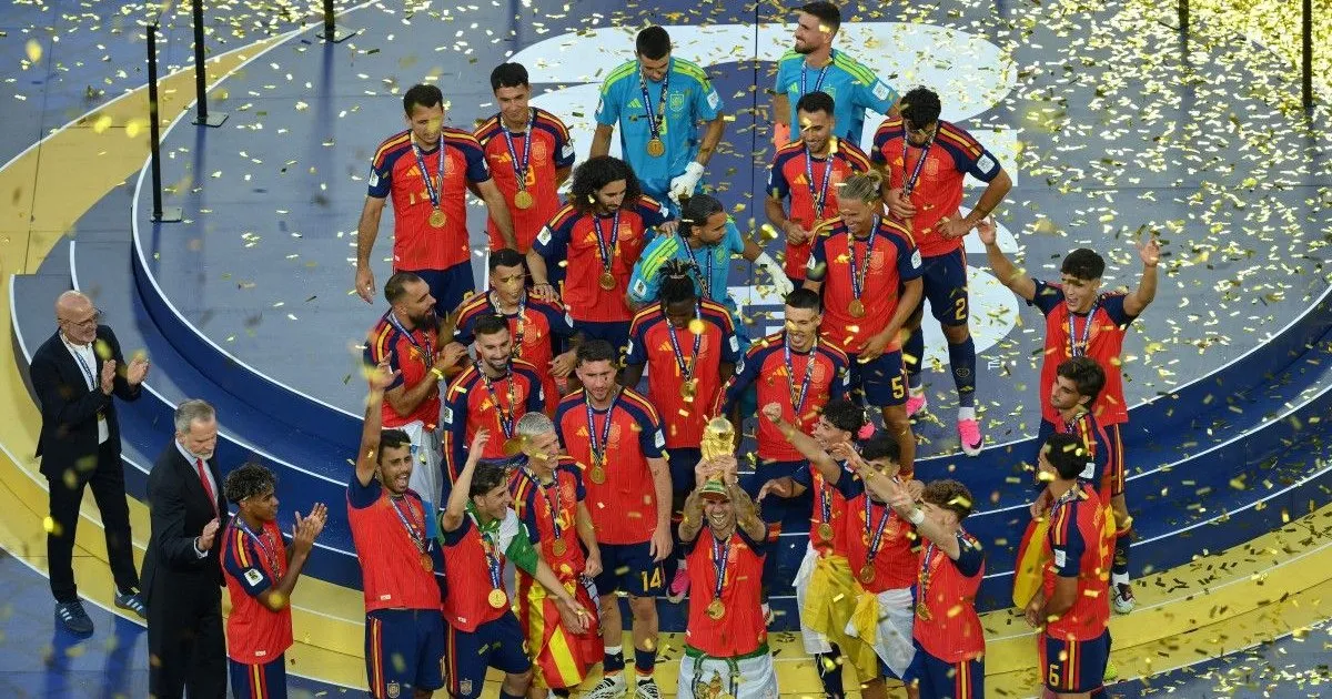 Spain makes history: world champion in women's and men's soccer