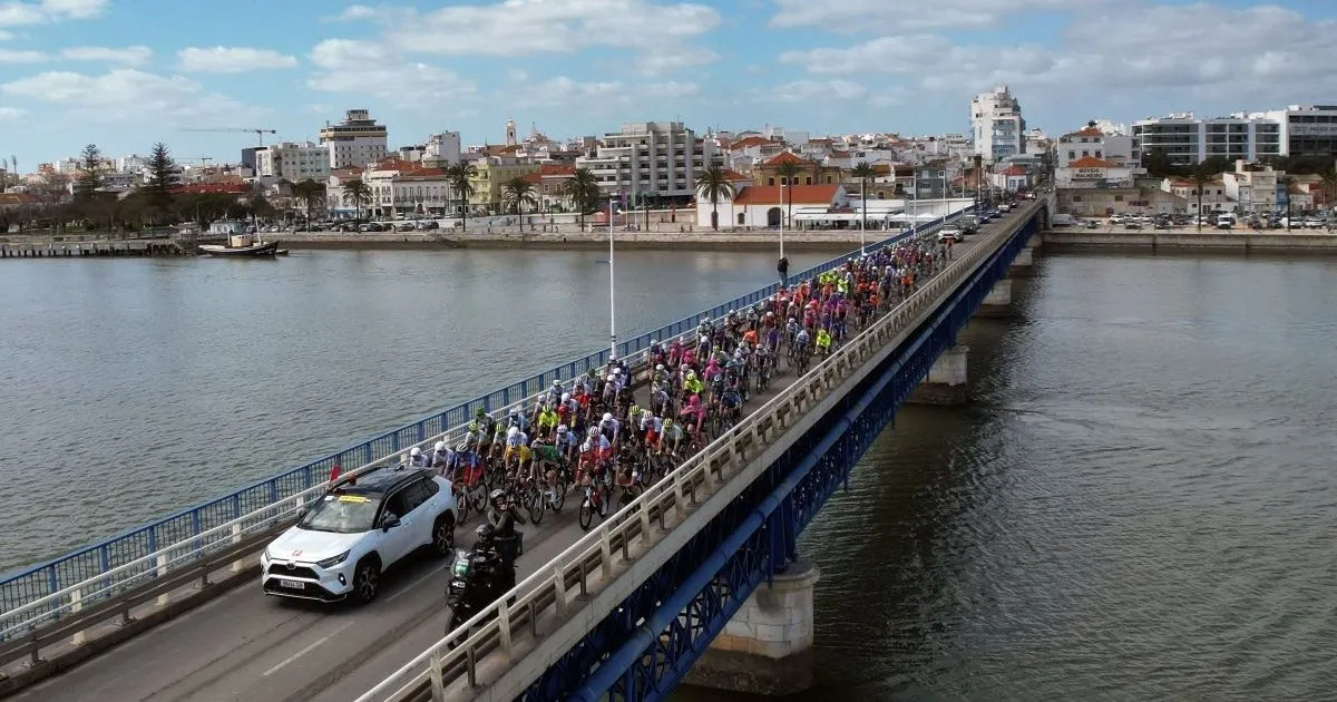 19-year-old cyclist dies after accident during the Tour of Portugal