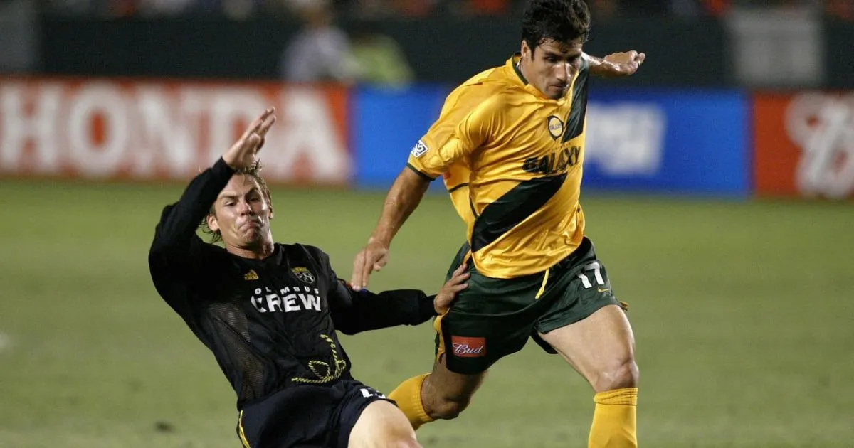 Former Colombian soccer player Diego Serna arrested at Miami airport for drug trafficking