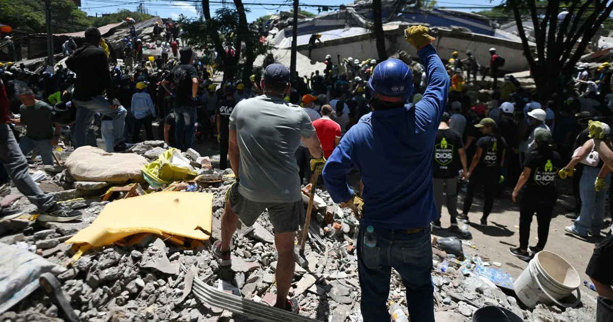 The number of deaths from the earthquake in Colombia increases to 289; more than 140 people are missing