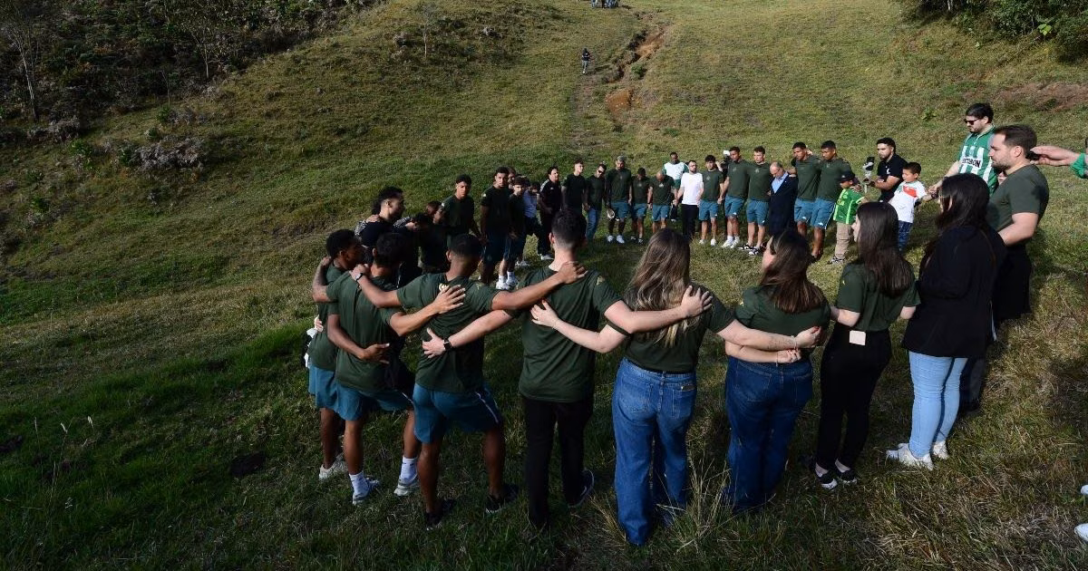 "A brotherhood forever": Chapecoense honors the victims of the tragedy in Colombia