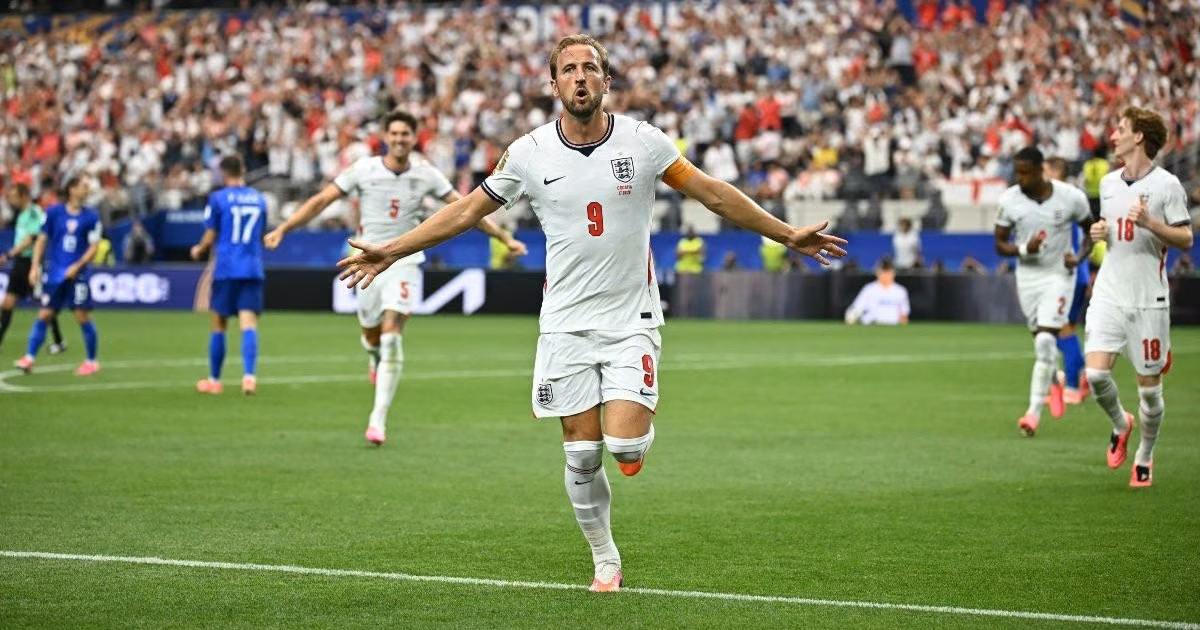 Harry Kane estimates that he is facing his "best opportunity" to win the Ballon d'Or