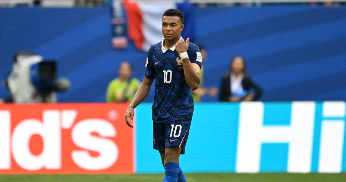 Mbappé denies tensions with Dembélé over the Ballon d'Or
