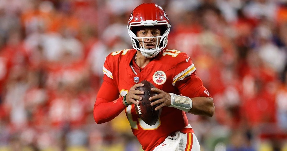 NFL star makes triumphant return after months injured