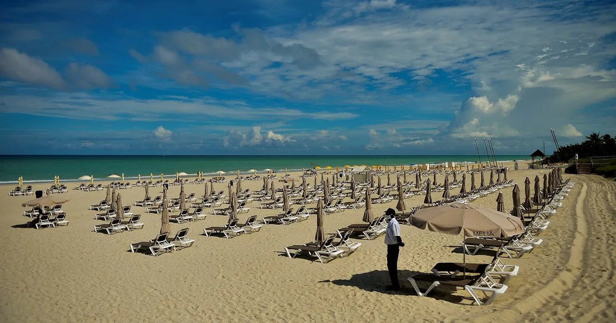 Tourism plummets, Cuba lost 62.8% of foreigners so far this year