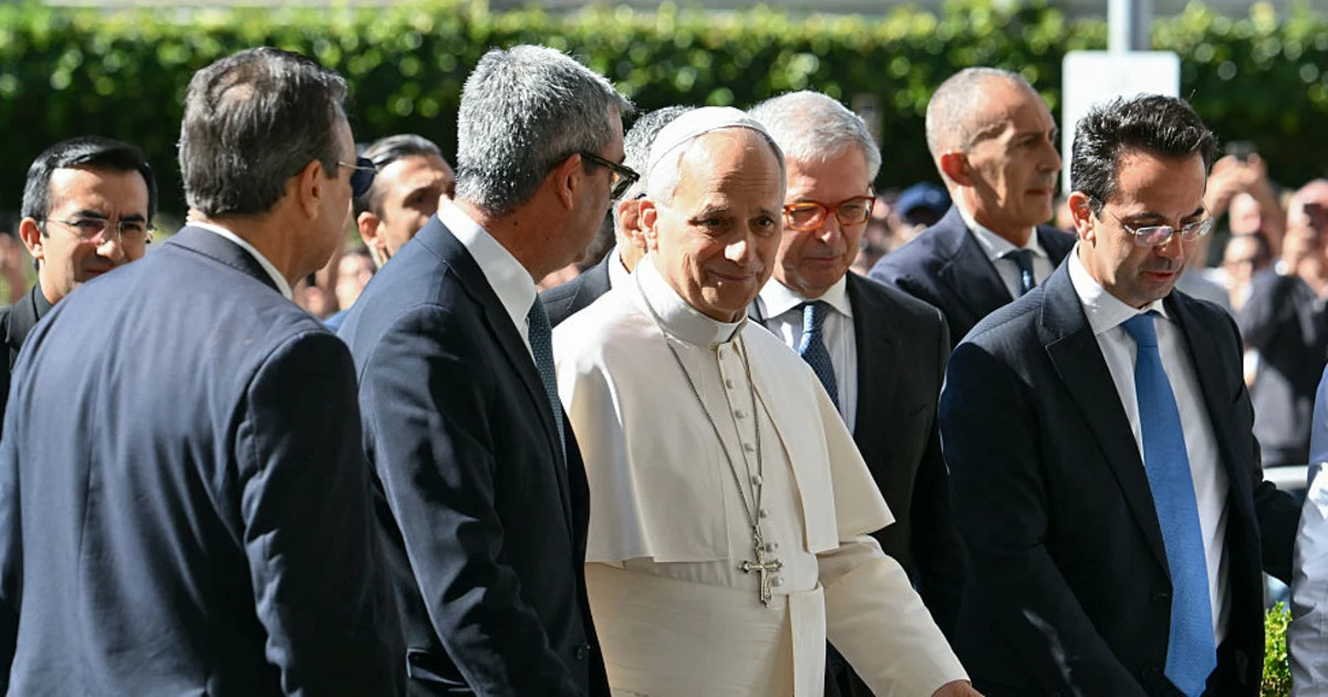 Here's what you should know about lung cancer after Pope Leo XIV's diagnosis