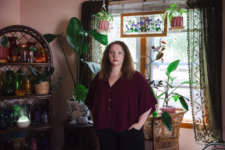 Autumn Daniels of Champaign, Illinois, had a migraine for a week and was taken to the emergency room by her sister in April 2026.