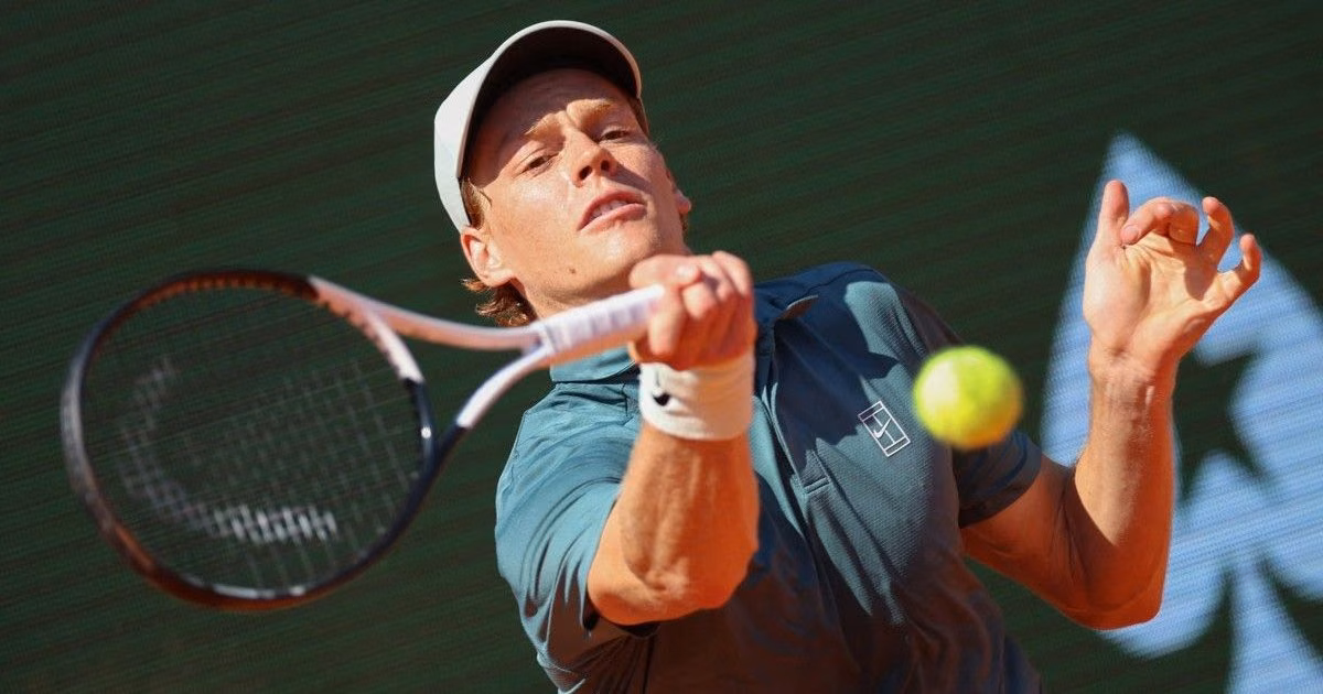 Jannik Sinner withdraws from the Shanghai Masters due to a knee injury