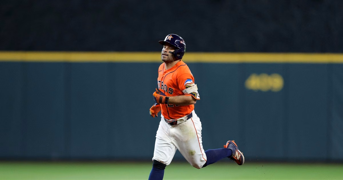José Altuve is one home run away from equaling Manny Ramírez's record in the postseason